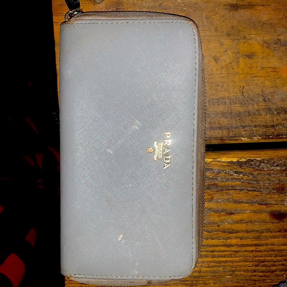 Prada  vintage wallet good condition gray
